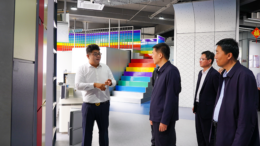 博兴县委副书记、代县长孔磊一行到访永兴集团YX06调研产业发展情况(图2)